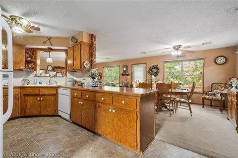 Kitchen - 42775 Timber Ridge Rd, Howe, OK 74940 photo 2 of 3