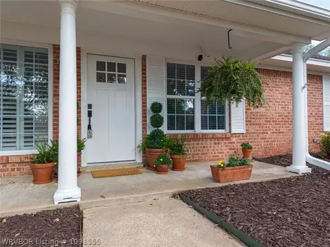 Exterior - 2601 S 66th St, Fort Smith, AR 72903 photo 1 of 9