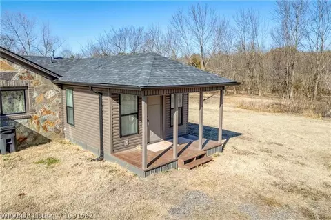 Exterior - 6404 Highway 10, Hackett, AR 72937 photo 7 of 9