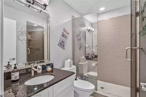 Bath - 93 Silver Point Dr, Mount Ida, AR 71957 photo 1 of 5