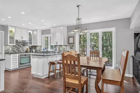 Kitchen - 93 Silver Point Dr, Mount Ida, AR 71957 photo 7 of 7