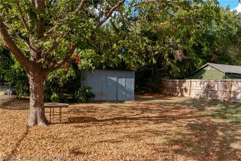 Exterior - 3307 Oak Grove St, Fort Smith, AR 72904 photo 4 of 7
