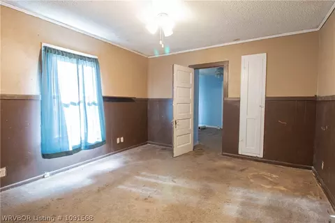 Bedroom - 3307 Oak Grove St, Fort Smith, AR 72904 photo 1 of 2