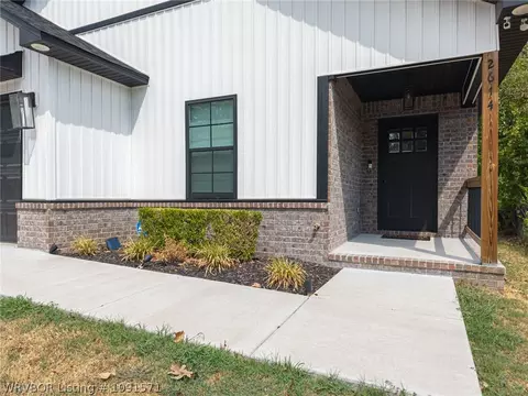 Exterior - 2614 37th St, Fort Smith, AR 72904 photo 6 of 12