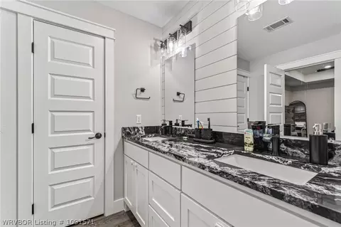 Bath - 2614 37th St, Fort Smith, AR 72904 photo 2 of 5