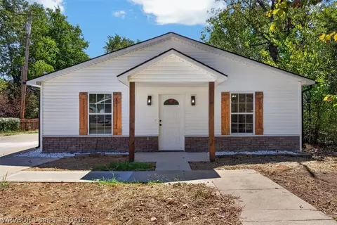 604 N Witte St, Poteau, OK 74953