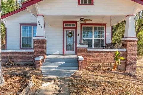 245 W 8th St, Booneville, AR 72927