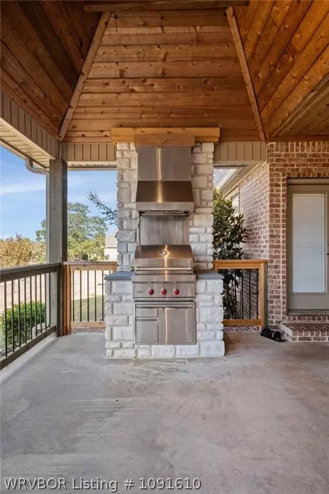Exterior - 8331 Howard Hill Rd, Fort Smith, AR 72916 photo 9 of 16