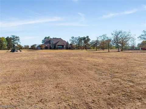 Exterior - 8331 Howard Hill Rd, Fort Smith, AR 72916 photo 14 of 16