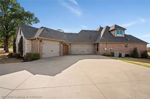 Exterior - 8331 Howard Hill Rd, Fort Smith, AR 72916 photo 11 of 16