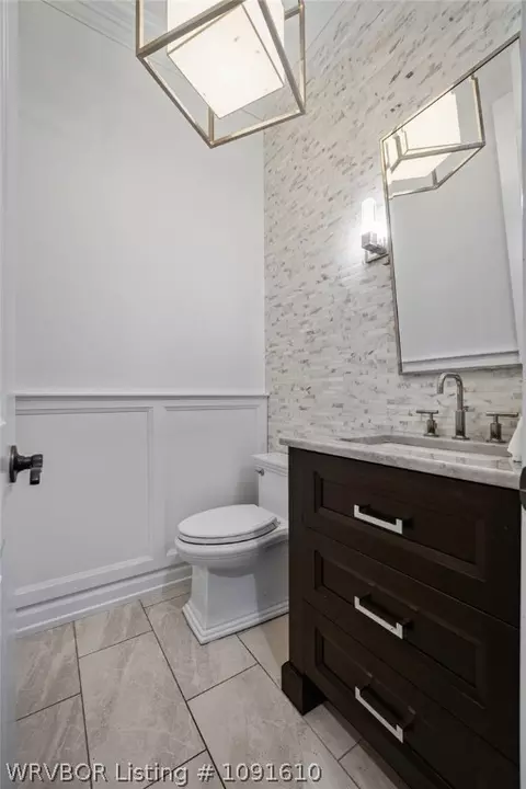 Bath - 8331 Howard Hill Rd, Fort Smith, AR 72916 photo 3 of 7