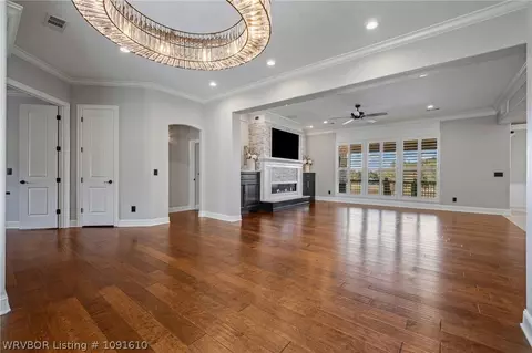 Living - 8331 Howard Hill Rd, Fort Smith, AR 72916 photo 1 of 6