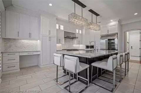 Kitchen - 8331 Howard Hill Rd, Fort Smith, AR 72916 photo 2 of 8