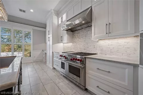Kitchen - 8331 Howard Hill Rd, Fort Smith, AR 72916 photo 4 of 8