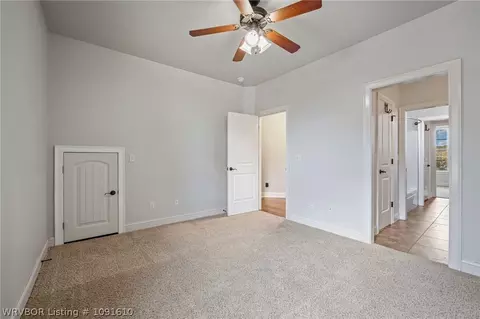 Bedroom - 8331 Howard Hill Rd, Fort Smith, AR 72916 photo 5 of 7