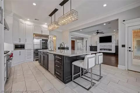 Kitchen - 8331 Howard Hill Rd, Fort Smith, AR 72916 photo 6 of 8