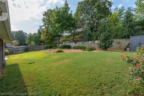 Exterior - 3308 Kinross Dr, Fort Smith, AR 72908 photo 8 of 17