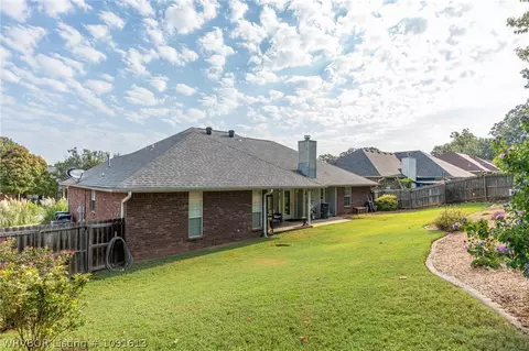 Exterior - 3308 Kinross Dr, Fort Smith, AR 72908 photo 7 of 17