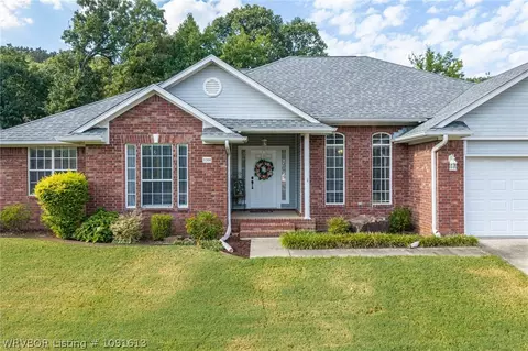 Exterior - 3308 Kinross Dr, Fort Smith, AR 72908 photo 2 of 17