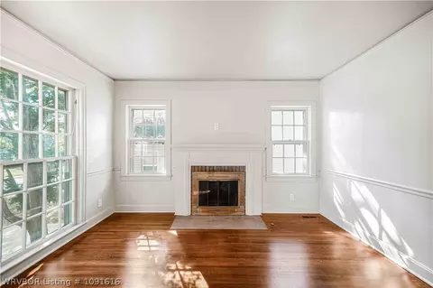 Living - 2213 S Z St, Fort Smith, AR 72901 photo 1 of 7