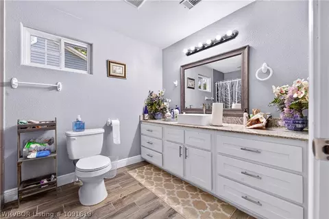 Bath - 3900 Park Ave, Fort Smith, AR 72903 photo 3 of 3
