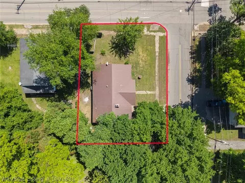 View/Area - 403 E Main St, Paris, AR 72855 photo 1 of 8
