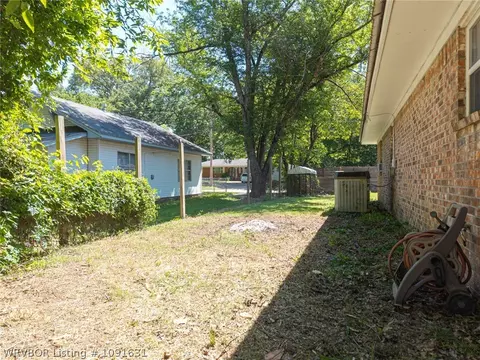 Exterior - 403 E Main St, Paris, AR 72855 photo 9 of 11