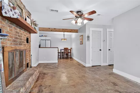 Entry Way - 403 E Main St, Paris, AR 72855 photo 1 of 1