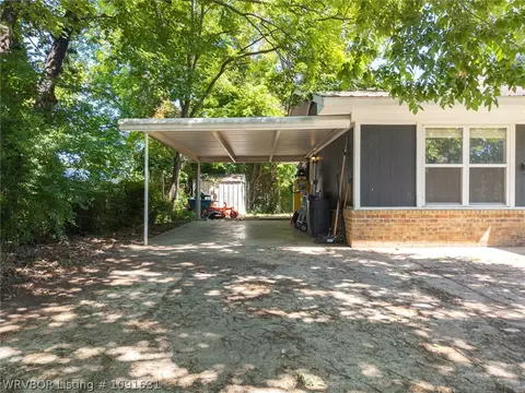 Exterior - 403 E Main St, Paris, AR 72855 photo 3 of 11