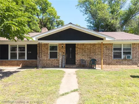 Exterior - 403 E Main St, Paris, AR 72855 photo 2 of 11