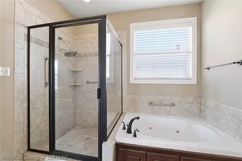 Bath - 9004 Lakeside Way, Fort Smith, AR 72903 photo 1 of 2