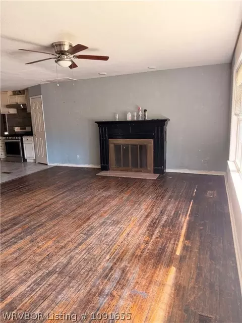 Living - 559 Melrose Ave, Fort Smith, AR 72903 photo 1 of 6