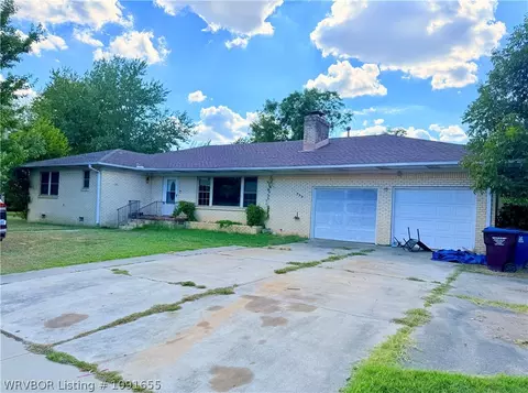 Exterior - 559 Melrose Ave, Fort Smith, AR 72903 photo 3 of 5