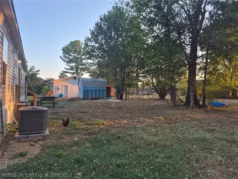 Exterior - 17 N Maple St, Hartford, AR 72938 photo 8 of 17