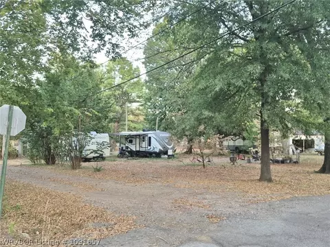 Exterior - 17 N Maple St, Hartford, AR 72938 photo 15 of 17