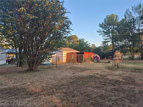 Exterior - 17 N Maple St, Hartford, AR 72938 photo 11 of 17
