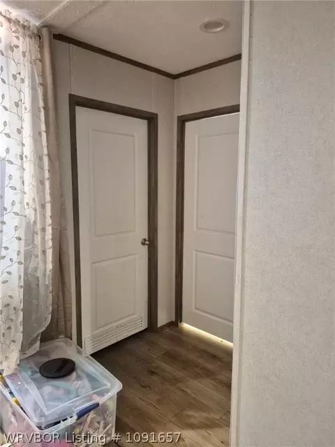 Entry Way - 17 N Maple St, Hartford, AR 72938 photo 2 of 3
