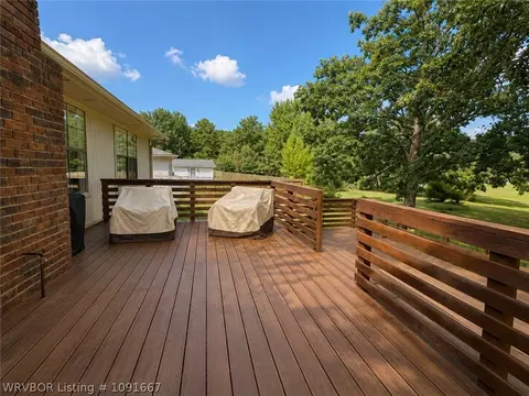 Exterior - 3606 Southview Dr, Fort Smith, AR 72903 photo 5 of 7
