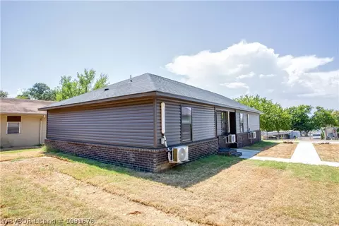 Exterior - 1623-1703 S 12 St, Fort Smith, AR 72903 photo 12 of 14