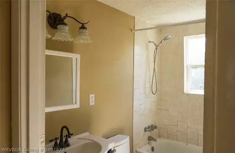 Bath - 705 8 St, Barling, AR 72923 photo 1 of 2