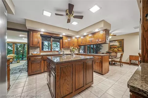 Kitchen - 8301 Mile Tree Dr, Fort Smith, AR 72903 photo 2 of 5
