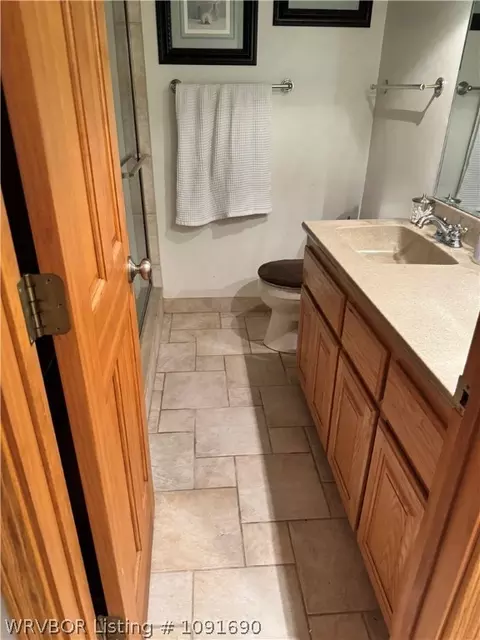 Bath - 7208 Riviera Dr, Fort Smith, AR 72903 photo 6 of 6