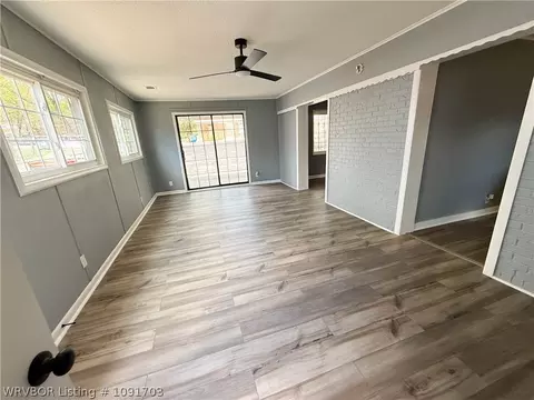 Living - 1901 Kris Dr, Ozark, AR 72949 photo 3 of 3