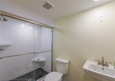 Bath - 7 Vista Blvd, Fort Smith, AR 72901 photo 6 of 6