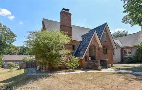 Exterior - 7 Vista Blvd, Fort Smith, AR 72901 photo 3 of 9