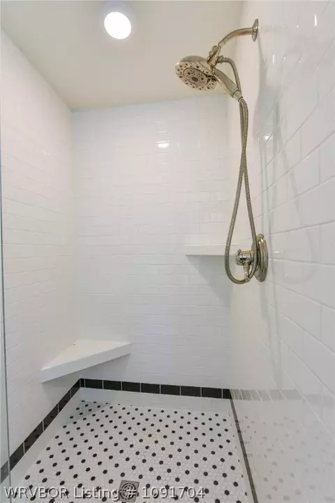 Bath - 7 Vista Blvd, Fort Smith, AR 72901 photo 4 of 6