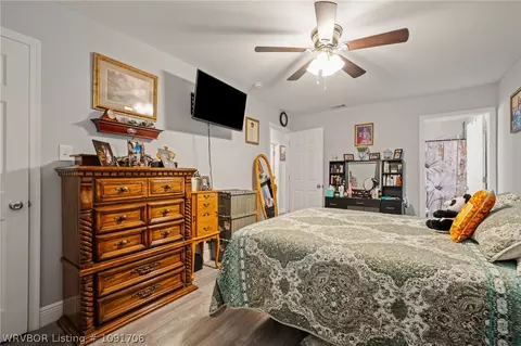Bedroom - 475366 1100 Rd, Muldrow, OK 74948 photo 1 of 5