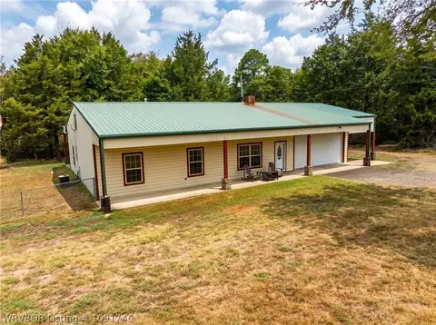 13033 N Hwy 59, Cedarville, AR 72932