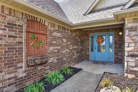 2803 Persimmon, Poteau, OK 74953