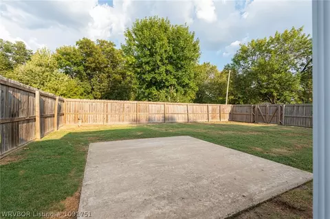 Exterior - 6901 S 9th St, Fort Smith, AR 72908 photo 7 of 9